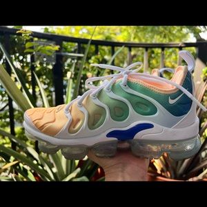 Womens Nike Vapormax plus